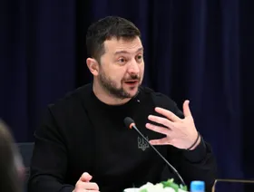 زيلينسكي يخشى تعثر قواته أمام الجيش الروسي بسبب نقص الأسلحة