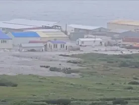لحظة اهتزاز السيارات بسبب زلزال كامتشاتكا في شرق روسيا