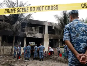 بنجلاديش..احتجاجات طلابية بعد تحطم طائرة حربية في مدرسة وسقوط 31 شخصاً