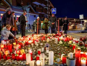 سويسرا.. السلطات تدقق في تجهيزات السلامة بعد حريق كرانس مونتانا