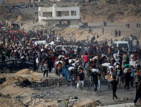 "مفاوضات غزة" تعود للحياة.. وفد من "حماس" يصل مصر لبحث "تبادل الأسرى"