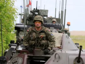 479 طائرة و610 دبابات… قدرات الجيش البولندي حال مواجهة روسيا