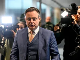 بعد 7 أشهر من المفاوضات.. بلجيكا تشكل أول حكومة يقودها حزب قومي يميني