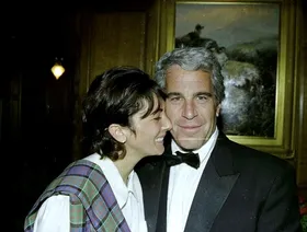 محكمة أميركية تسمح بنشر وثائق قضية جيلاين ماكسويل شريكة جيفري إبستين