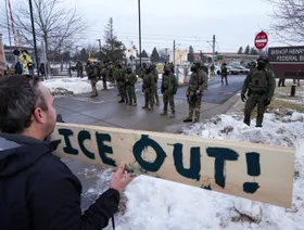 الولايات المتحدة.. مسيرات احتجاجية بعد سقوط امرأة برصاص إدارة الهجرة