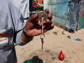 من النكبة إلى حرب غزة.. "المفتاح" رمز وعهد الفلسطينيين للعودة