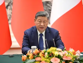 الرئيس الصيني يتعهد بسياسات ترفع حجم الاقتصاد إلى 20 تريليون دولار في 2026