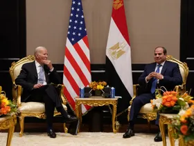 بايدن والسيسي يتفقان على رفض تهجير الفلسطينيين من غزة