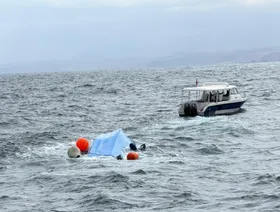عمان.. انقلاب قارب سياحي يودي بحياة 3 فرنسيين ويصيب اثنين