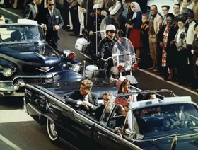 من موسكو إلى واشنطن.. نشر وثائق اغتيال كينيدي "دون تعديل"