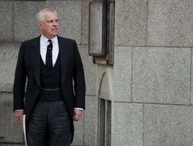 الأمير البريطاني آندرو يتخلى عن لقب دوق يورك