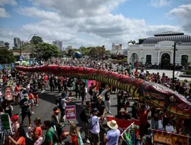 احتجاجات تطالب قمة المناخ في البرازيل بإجراءات أكثر لحماية الكوكب