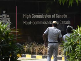 كندا تخفض عدد دبلوماسييها في الهند بسبب مخاوف أمنية.. ونيودلهي تعلق تأشيراتها