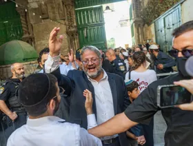 "استفزاز غير مقبول".. "بن جفير" يقود اقتحاماً جديداً للأقصى وسط تنديد عربي