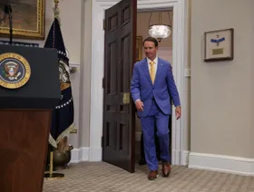 تضامن أوروبي مع جرينلاند بعد تعيين ترمب مبعوثاً خاصاً إلى الجزيرة