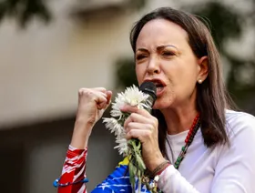 ماتشادو لـ"الشرق الأوسط": جاهزون لتولّي السلطة وإعادة أبنائنا إلى الوطن