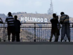 هوليوود تنزف.. عاصمة السينما تتراجع في سباق إنتاج الترفيه