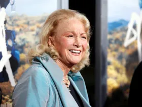 وفاة الممثلة الأميركية ديان لاد عن 89 عاماً