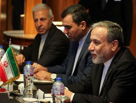 إيران تحذر "الترويكا" قبل اجتماع الطاقة الذرية: سنرد بحزم على أي انتهاك