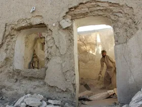 "رويترز": أفغانستان وباكستان تمددان وقف النار لحين إجراء محادثات بالدوحة