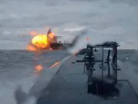 أوكرانيا تعلن استهداف ناقلة تابعة لأسطول الظل الروسي في البحر المتوسط للمرة الأولى