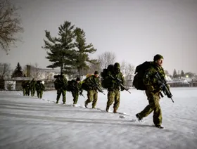 القطب الشمالي.. ساحة حرب قاسية تعطل التكنولوجيا الحديثة