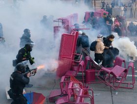 كاليفورنيا تقاضي ترمب مع تصاعد احتجاجات لوس أنجلوس.. والمكسيك تدخل على خط الأزمة