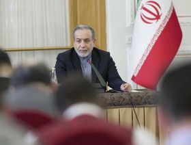 عراقجي: إذا أراد ترمب اتفاقاً مع إيران فعليه احترام خامنئي