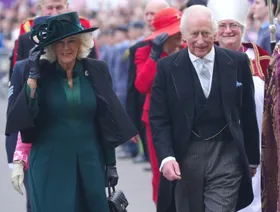 الملك تشارلز يتحدث عن الحرب والمعاناة والبطولة في رسالة عيد القيامة