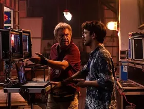 Black Rabbit, White Rabbit.. مرحباً في بلاد العجائب