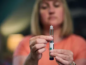 تحذيرات طبية من حقن إنقاص الوزن: تسرع شيخوخة الجسم