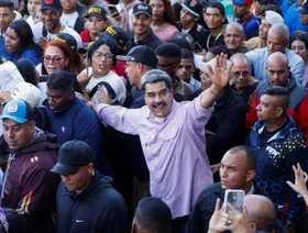 "لا مزيد من الحروب".. مادورو يدعو ترمب والأميركيين إلى السلام