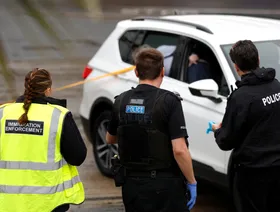 الشرطة البريطانية تعتقل 3 أشخاص متهمين بالتجسس لصالح روسيا