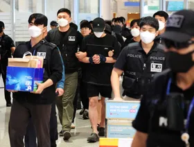 كوريا الجنوبية تسعى لاعتقال مرحلين من كمبوديا في قضايا احتيال رقمي