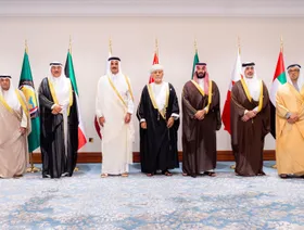 قادة الخليج يعلنون من الدوحة تفعيل آليات الدفاع المشترك وقدرات الردع الخليجية