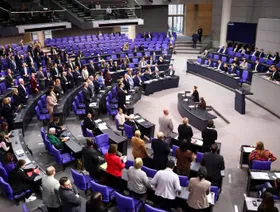 وسط توتر مع روسيا.. البرلمان الألماني يقر قانوناً جديداً للخدمة العسكرية