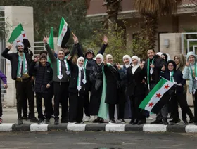 عام على سقوط نظام الأسد في سوريا… اقتصاد جديد يبزغ رغم التحديات