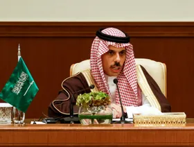 وزير الخارجية السعودي يبحث مع نظيريه الهندي والباكستاني الأوضاع في المنطقة