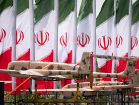 طهران تلوح بمراجعة عقيدتها النووية.. وتحذر إسرائيل من استهداف منشآتها