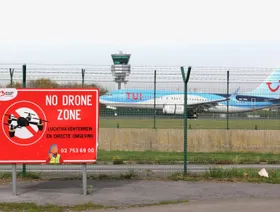 بلجيكا.. مسيرات تغلق مطاراً وتتسبب في تحويل مسار رحلات مؤقتاً