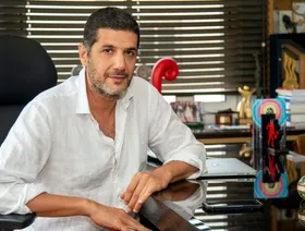 مهرجان تطوان السينمائي في المغرب يكرم المخرج نبيل عيوش