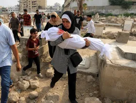 "مقترح جديد" في مفاوضات غزة.. "هدنة مؤقتة" و"صفقة شاملة" لتبادل الأسرى
