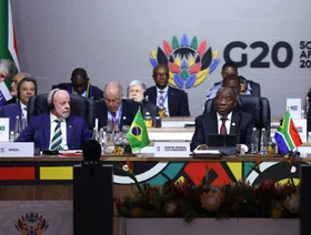 قمة العشرين.. رئيس جنوب إفريقيا يعلن اعتماد إعلان جوهانسبرج بـ"أغلبية ساحقة"