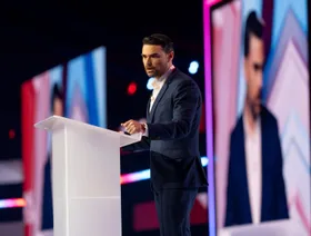 إسرائيل ونظريات المؤامرة.. خلافات تهز MAGA في مؤتمر منظمة تشارلي كيرك