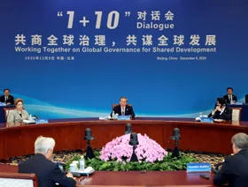 الصين تحذر من حرب الرسوم الجمركية: العواقب المدمرة تزداد وضوحاً