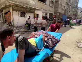 هجوم إسرائيلي يستهدف مستشفى في غزة.. ومسعفون ينقلون المرضى إلى الشوارع