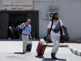 حرب إيران وإسرائيل تدفع دول العالم إلى إجلاء مواطنيها