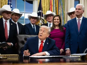 ترمب يعتزم شن ضربات برية ضد فنزويلا: "نستهدف أشخاصاً سيئين"