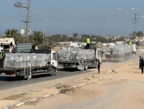 منظمات إنسانية تتهم إسرائيل بعرقلة دخول المساعدات لقطاع غزة