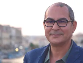 الشاعر أحمد يماني: لست متعصباً لنوع من الشعر وفكرة التجييل غير صحيحة